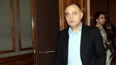 Ген. Атанасов: Прокуратурата да призове Първанов в съда